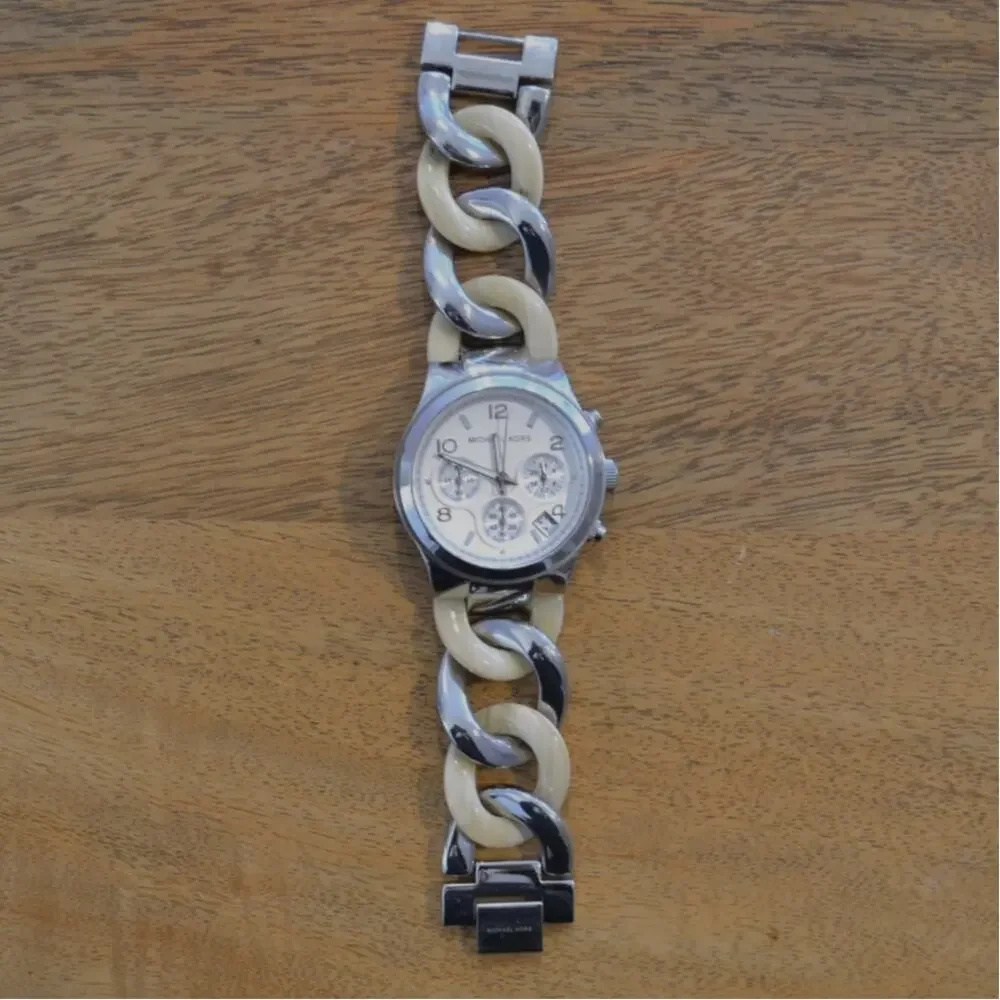 Michael Kors Wrist Watch Silver Ivory Tone Chronograph MK-4263